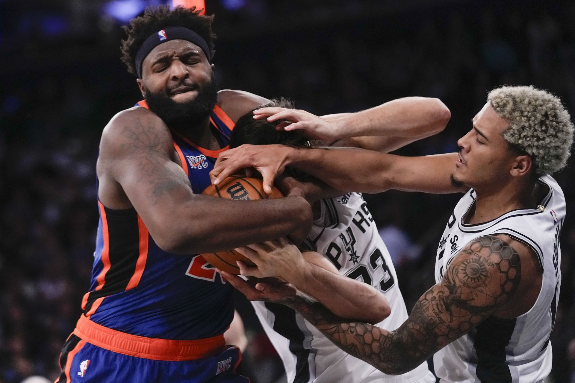 Mitchell Robinson against the San Antonio Spurs