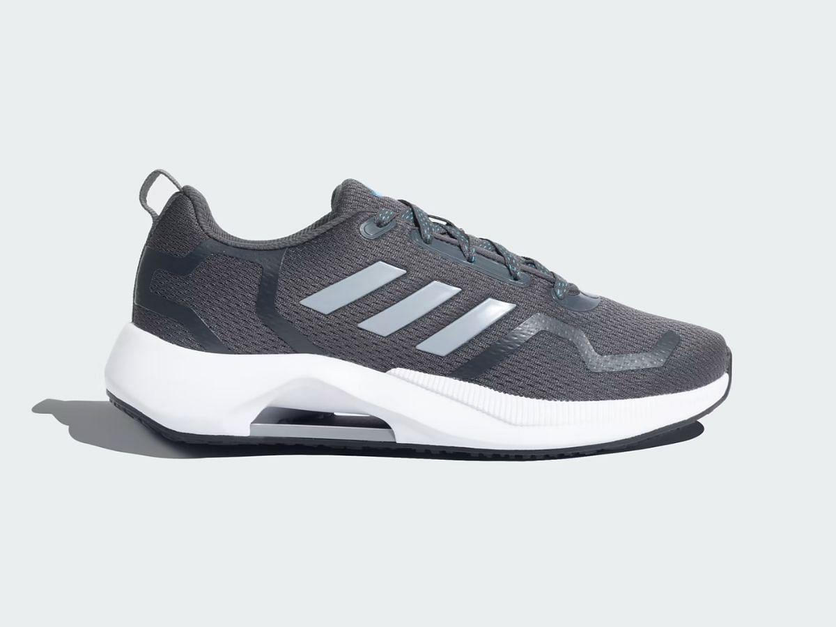 Adidas Rapide Run sneakers - Arctic Night (Image via Adidas)