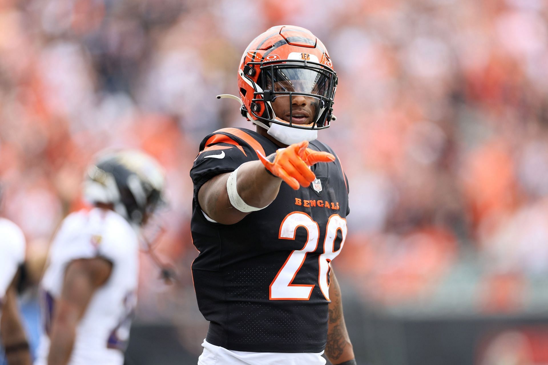 Joe Mixon Or James Cook: Who Should You Start For SNF In Week 9 Fantasy ...