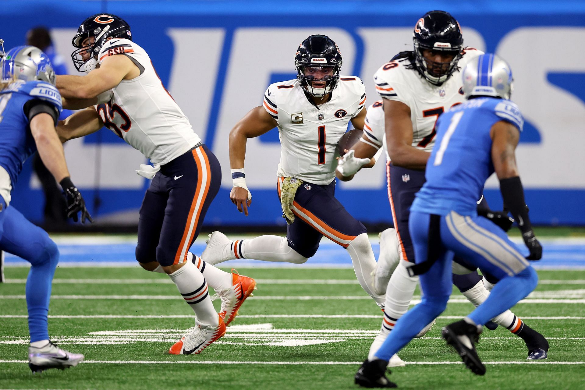 Chicago Bears v Detroit Lions