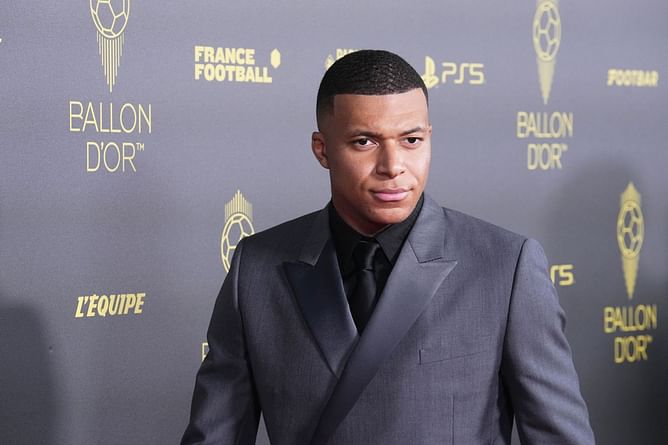 Journalist reveals Kylian Mbappe's reaction behind the scenes after Lionel Messi won 8th Ballon d'Or
