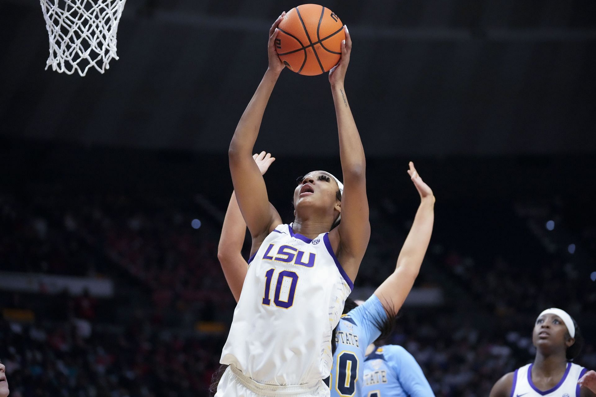 LSU forward Angel Reese (10). (AP Photo/Gerald Herbert)