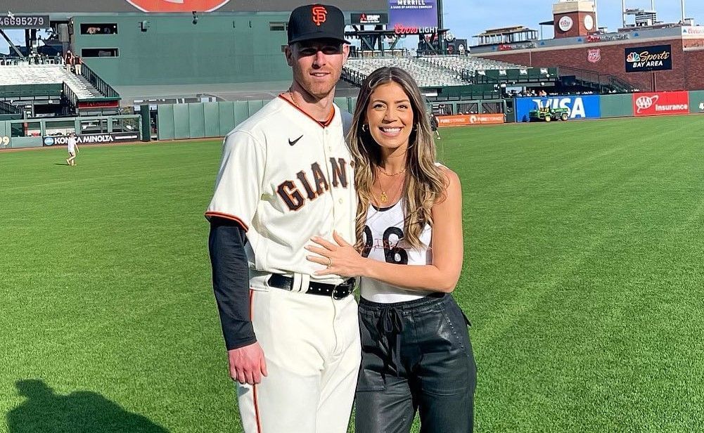 Anthony DeSclafani with his wife Lauren DeSclafani. Source - Instagram @adesclafani