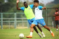 Ibrahim Sissoko (left) and Lalnuntluanga in Sreenidi Deccan FC training.