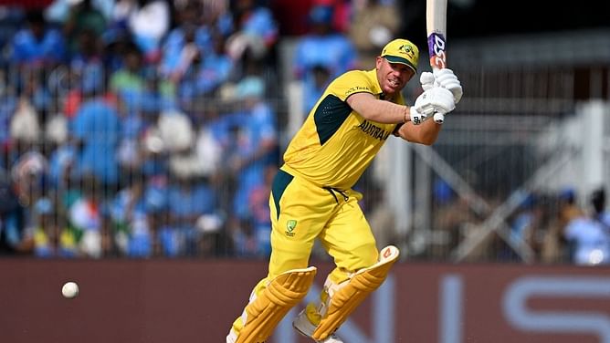 "It’s almost like he wants people to write him off, just to prove them wrong" - Mike Hussey backs David Warner to keep going