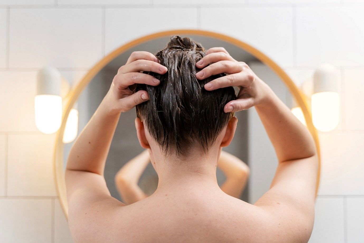 Moisturize dry scalp for overall hair health (image by freepik on freepik)