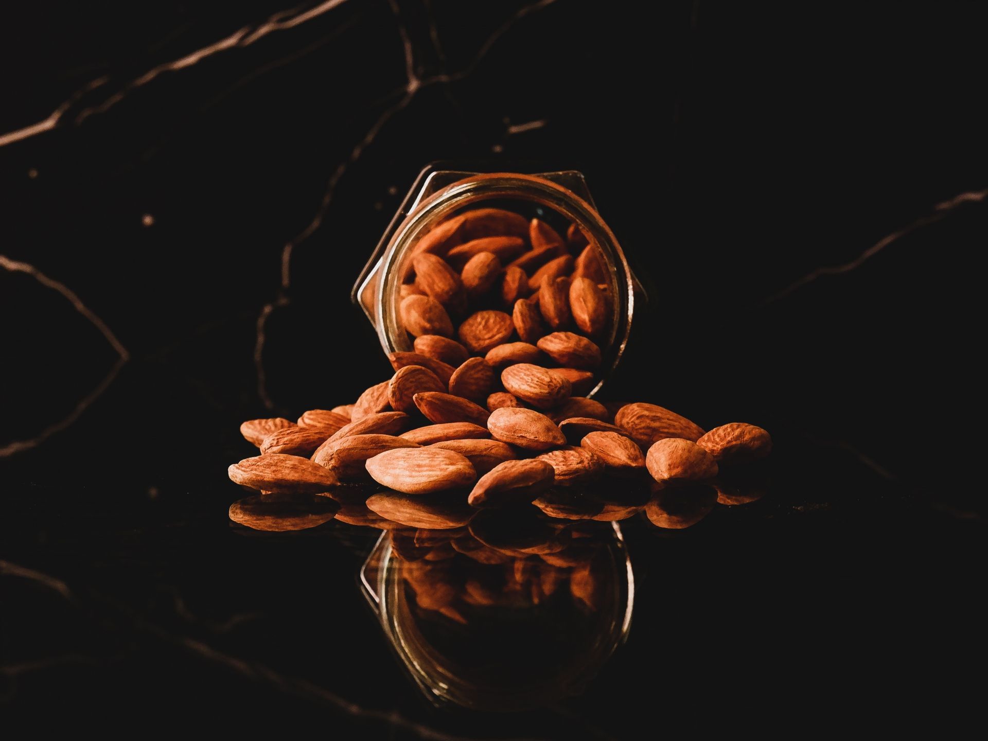 Almonds (Image via Unsplash)