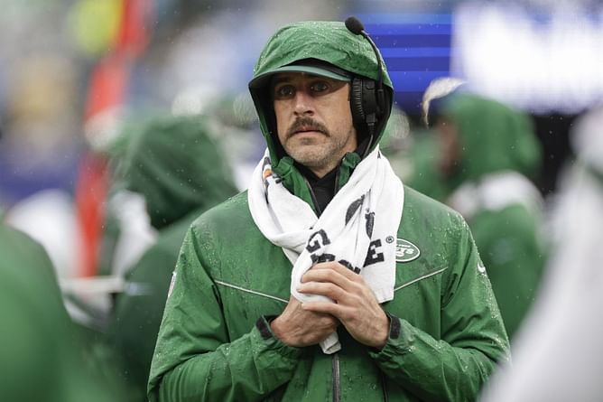 "Aaron Rodgers is a snake-oil salesman": Craig Carton on Jets QB's 'nonsensical' return timeline