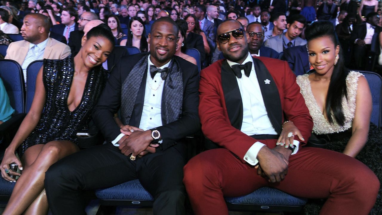Dwyane Wade with his wife Gabrielle Union together with LeBron James and his wife Savannah James