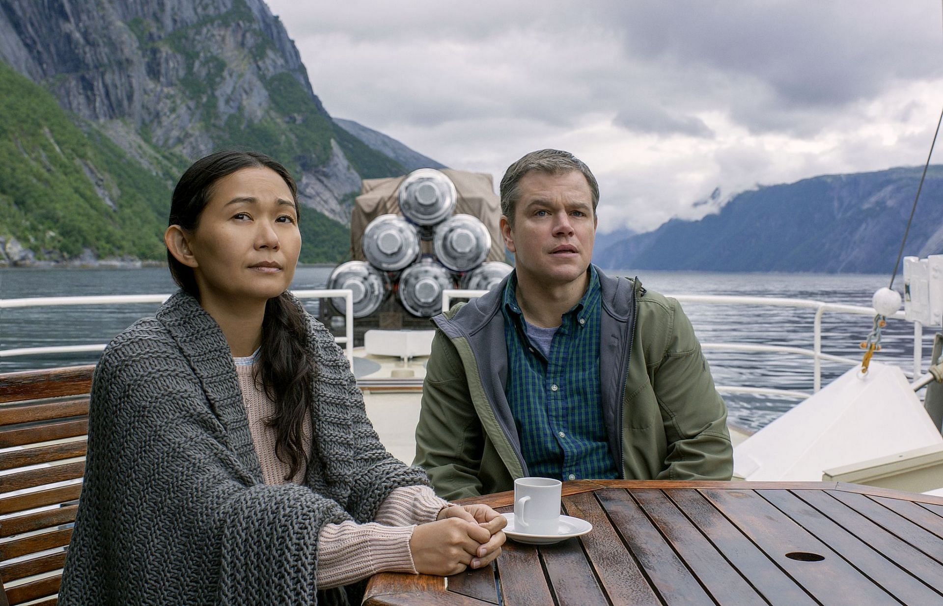 Matt Damon and Hong Chau (Image via Paramount Pictures)