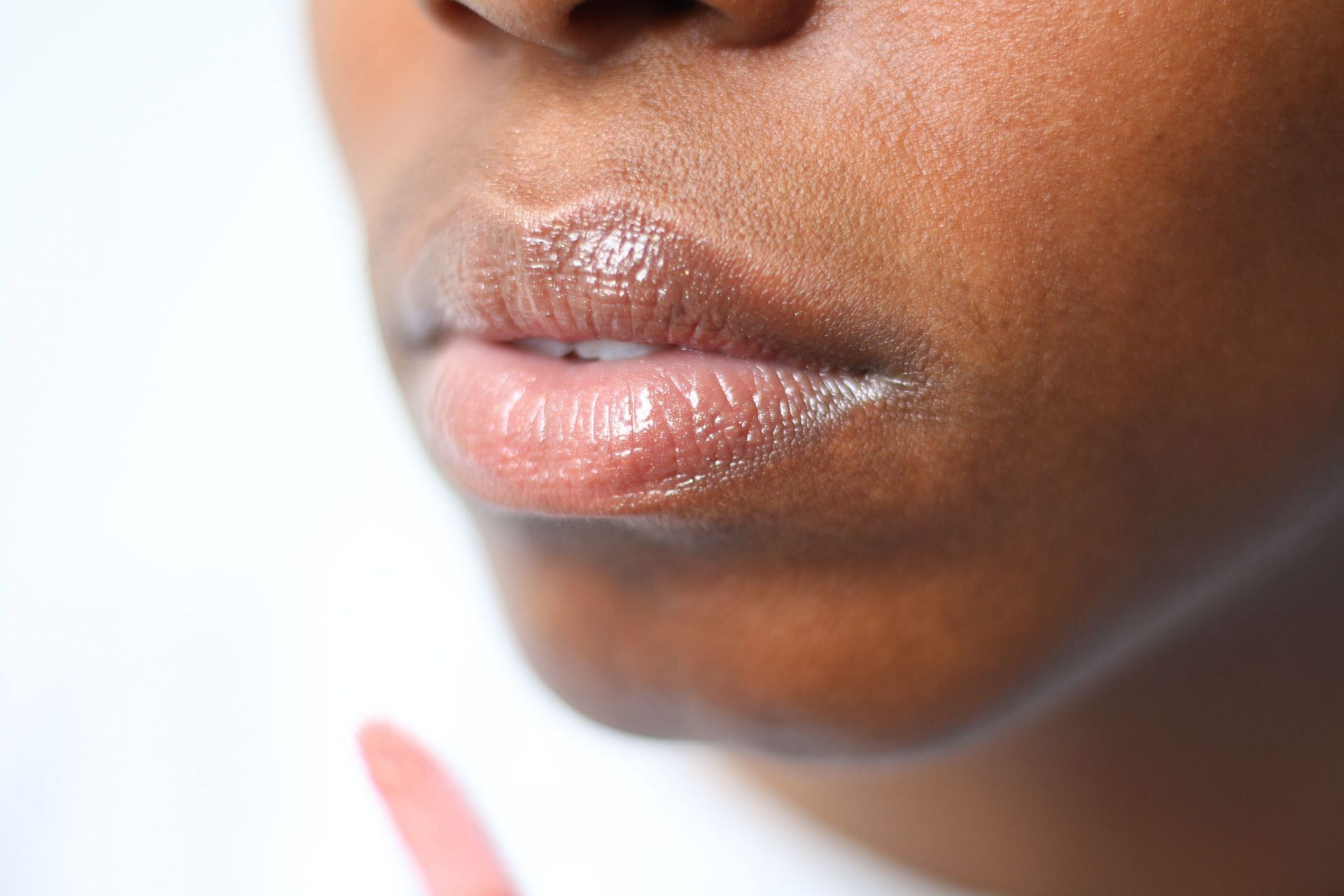 Lips (Image via Unsplash/Melissa)
