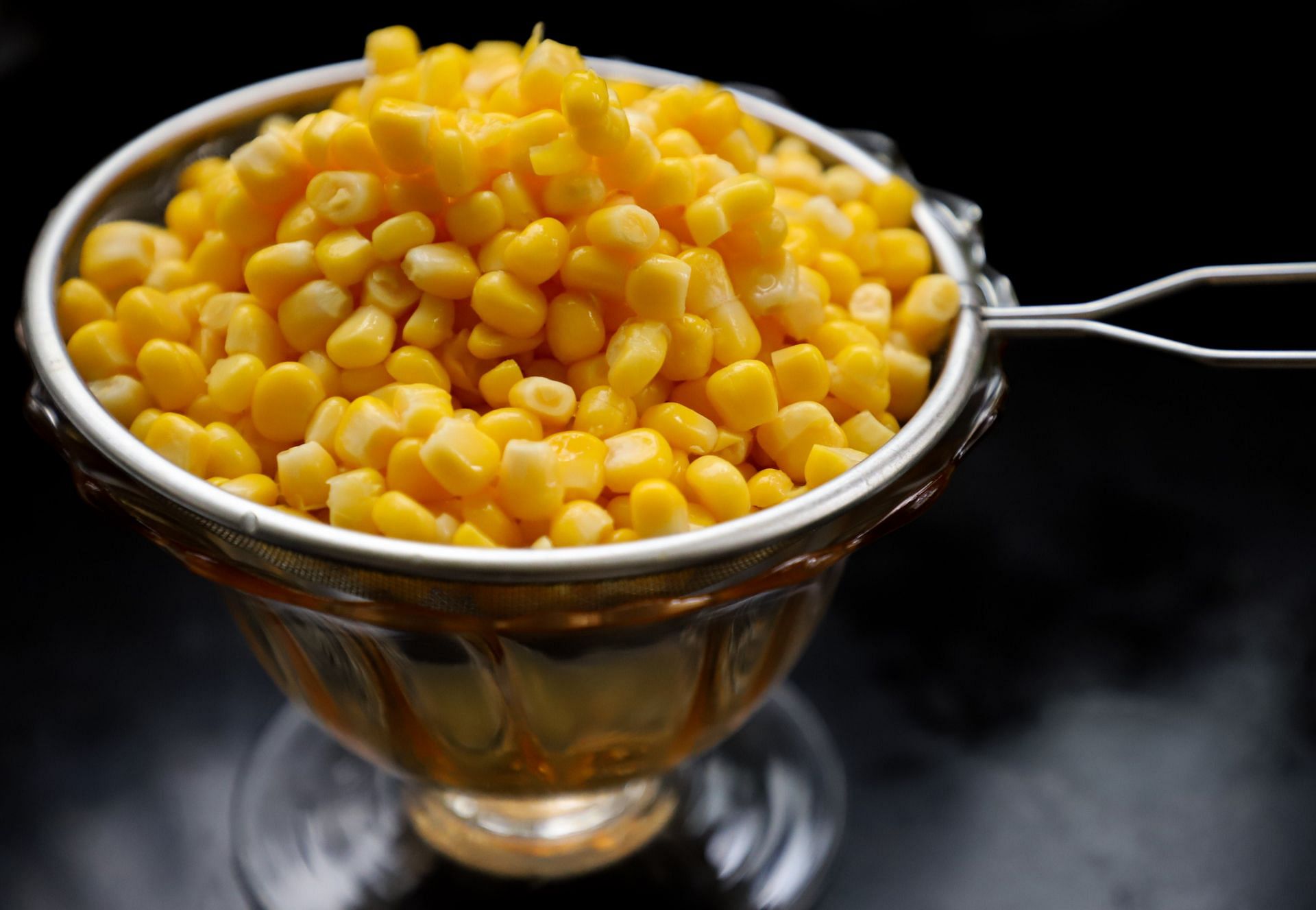 Corn is the worst vegetable for weight loss (Image sourced via Pexels / Photo by cats-coming)