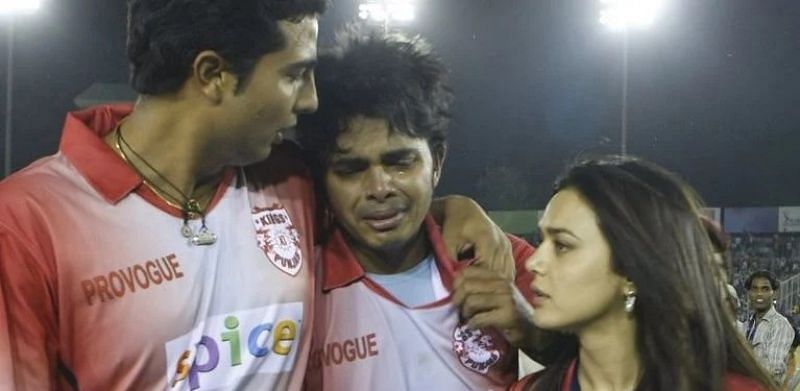 S Sreesanth in tears are being slapped by Harbhajan Singh during IPL 2008. (Pic: BCCI)