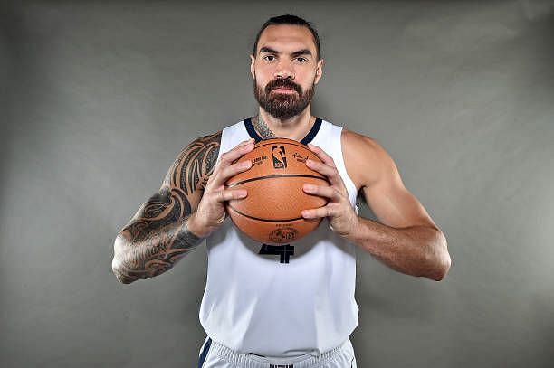 Steven Adams