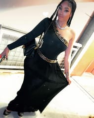 Source: Instagram @ahh_concreterose