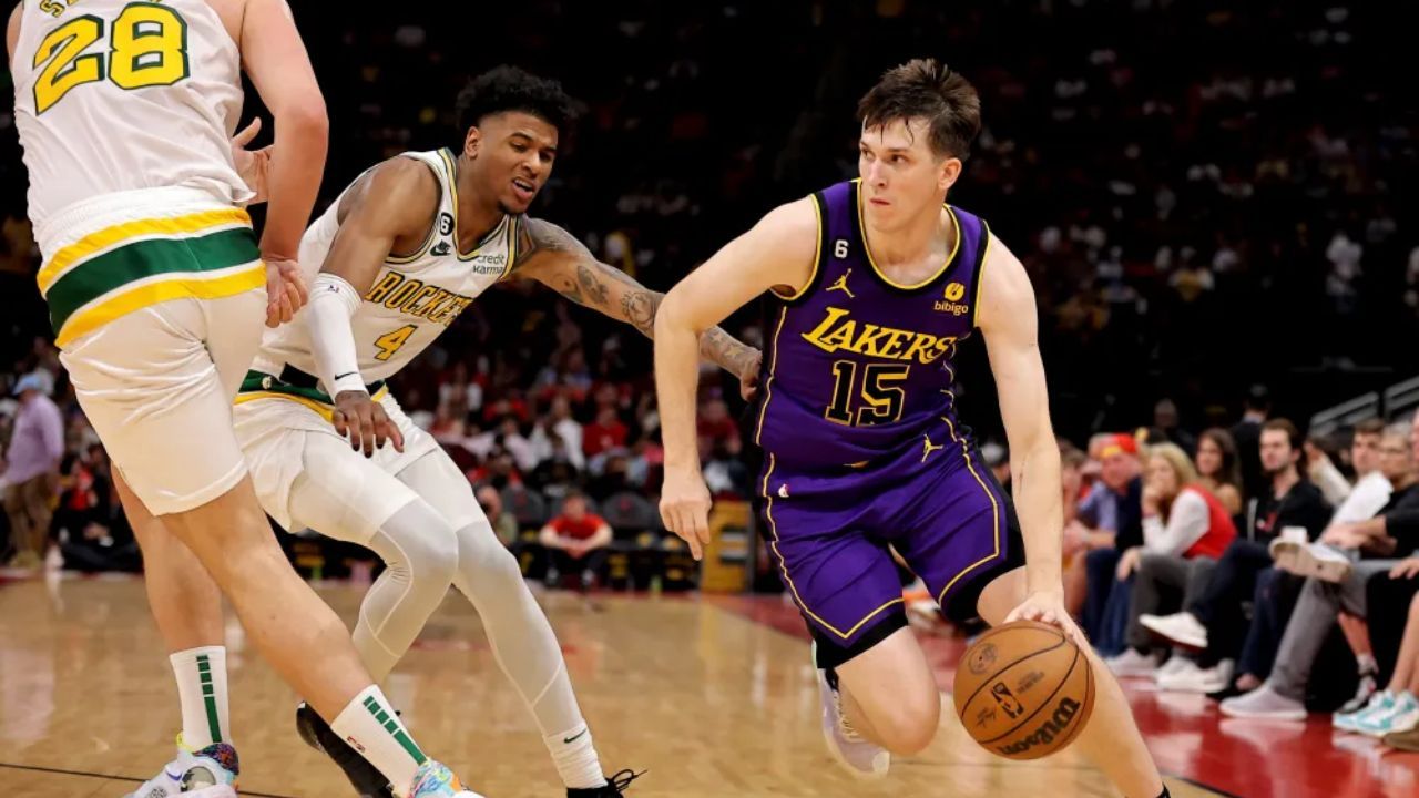 Jalen Green of the Houston Rockets guarding Austin Reaves of the LA Lakers.