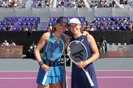 Paula Badosa and Iga Swiatek pictured at the 2021 WTA Finals
