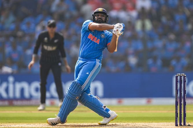 CWC 2023 : रोहित शर्मा ने जड़ा 'छक्कों का अर्धशतक', क्रिस गेल का वर्ल्ड कप रिकॉर्ड तोड़ा