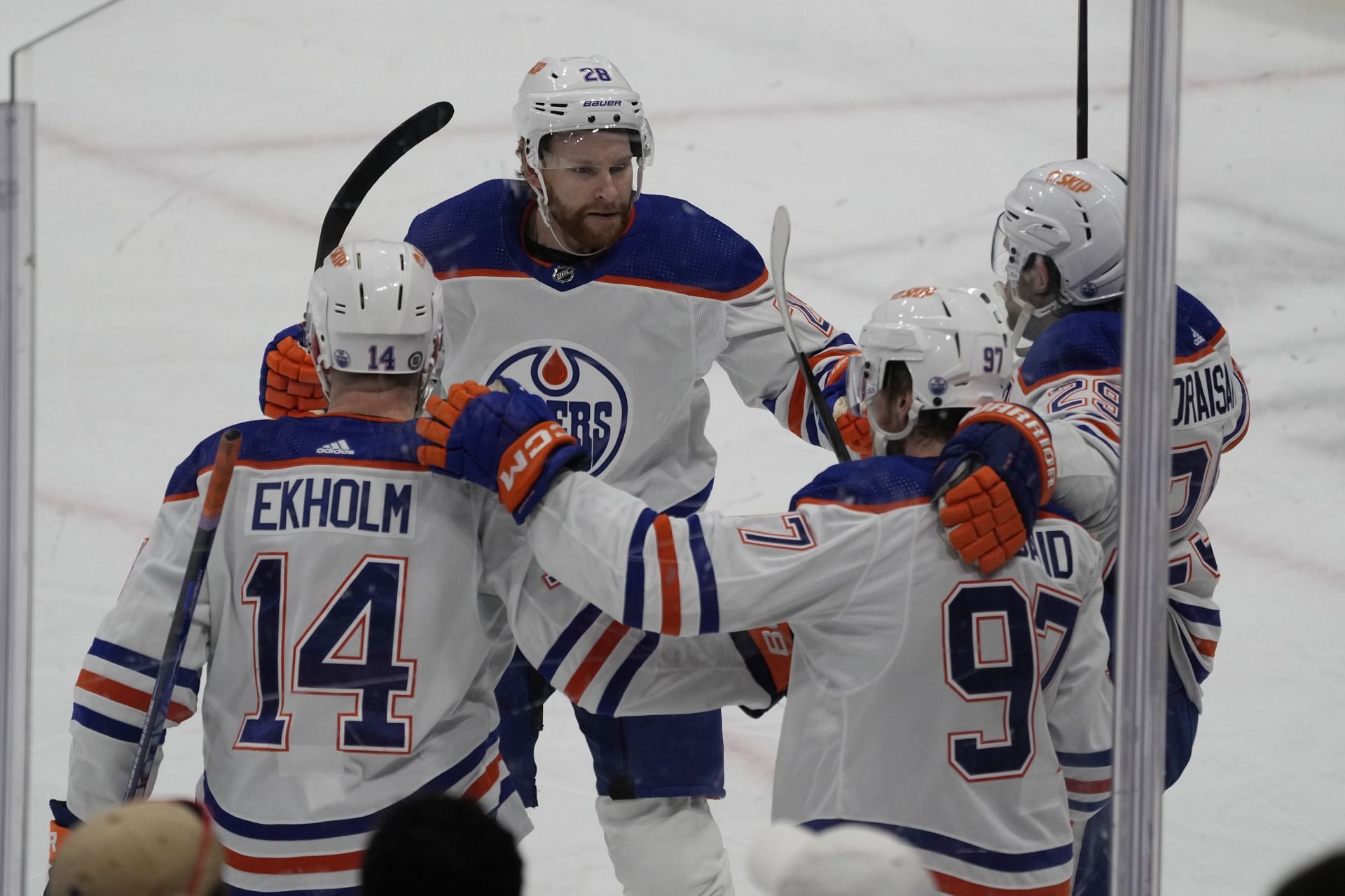 NHL Thanksgiving Showdown: Edmonton is 5-11-1