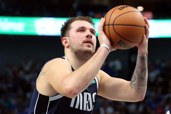 Is Luka Doncic playing tonight vs the Orlando Magic? Latest update from the Dallas Mavericks (November 6)