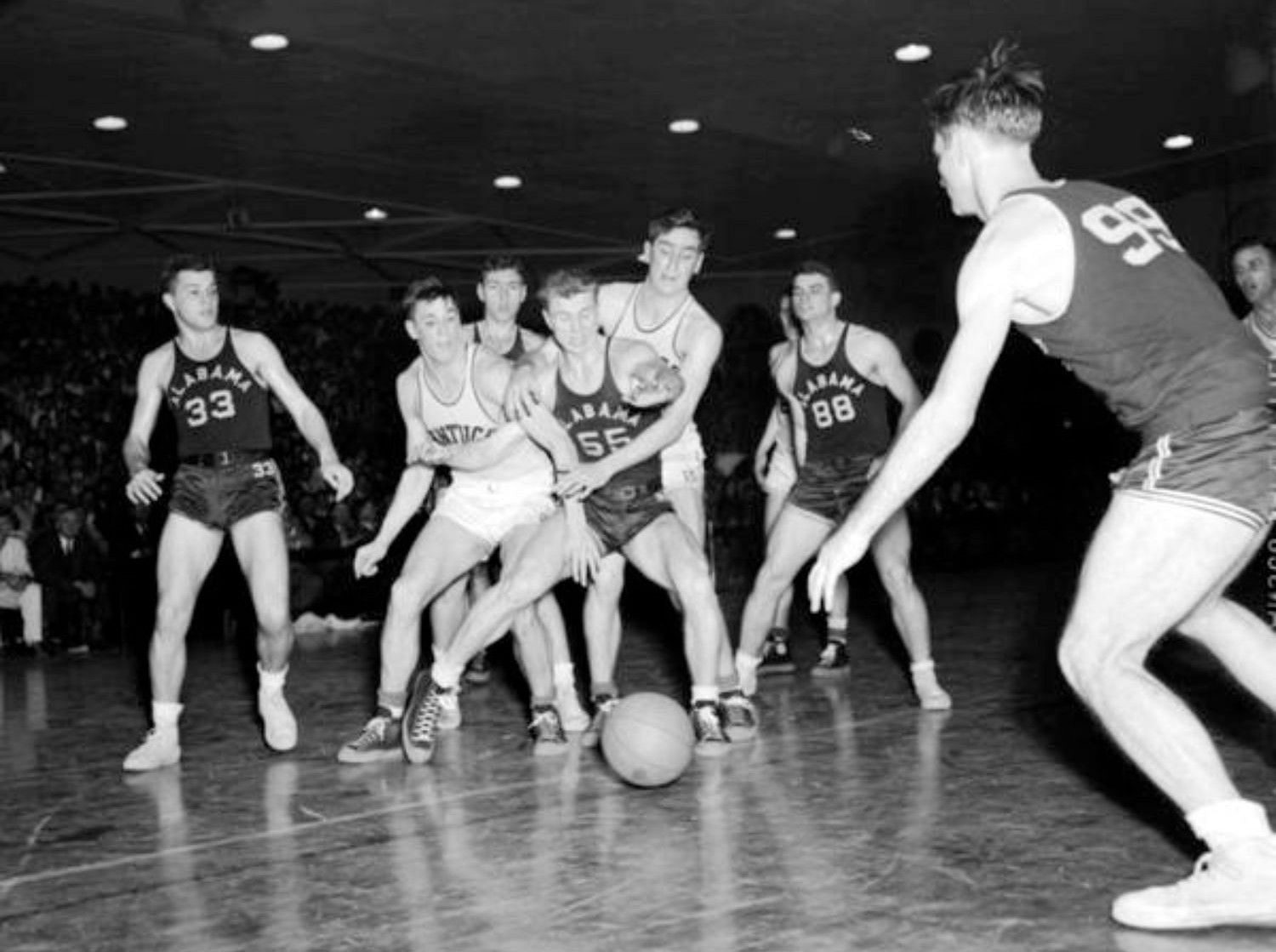 Carl Shaeffer (#55) played for the Indianapolis Olympians after playing college ball in Alabama.