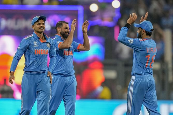 CWC 2023: "यह 14 मैचों में 8-9 शतक जैसा है" - मोहम्मद शमी के वर्ल्ड कप में 45 विकेटों को लेकर भारतीय दिग्गज का बड़ा बयान