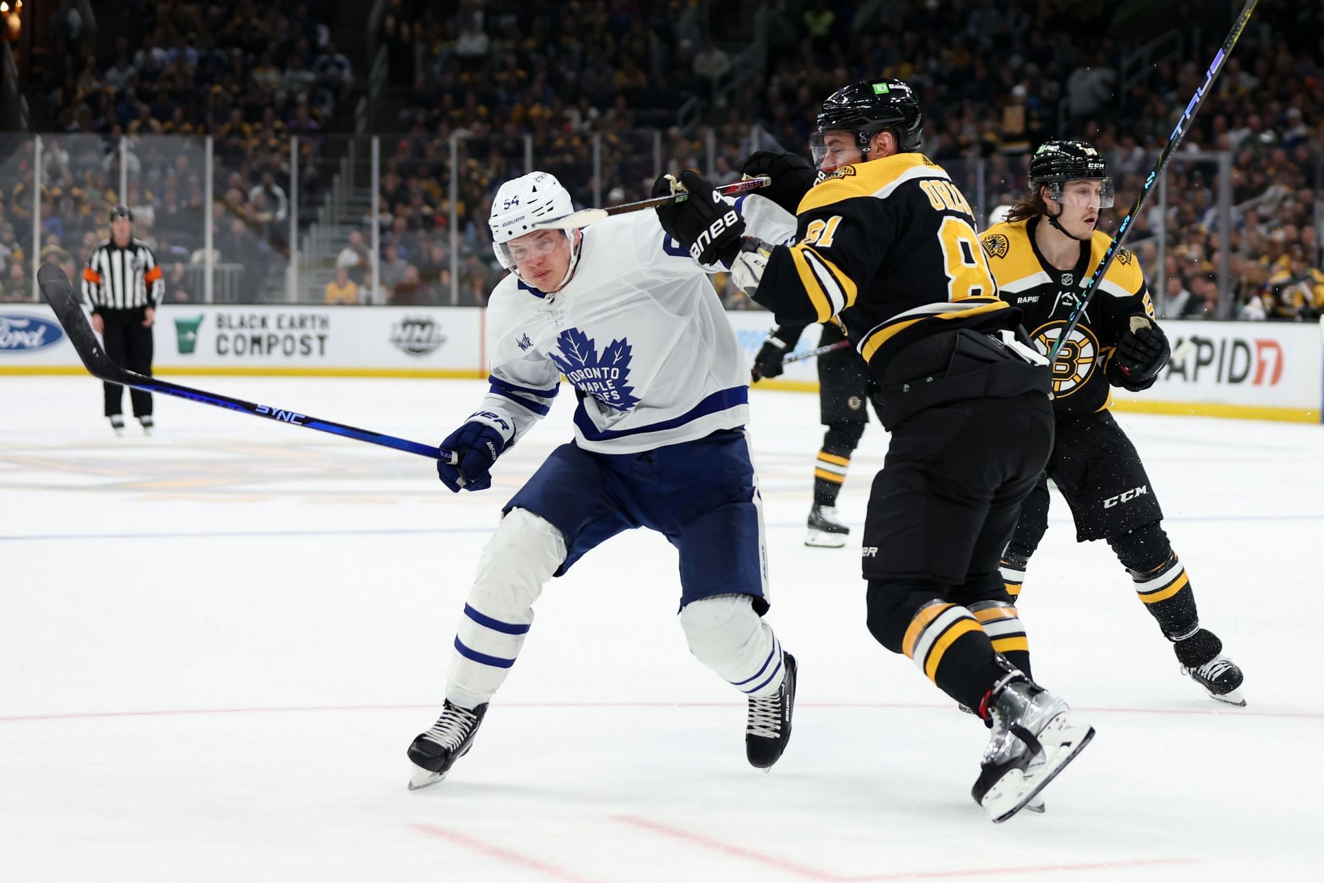 Toronto Maple Leafs v Boston Bruins