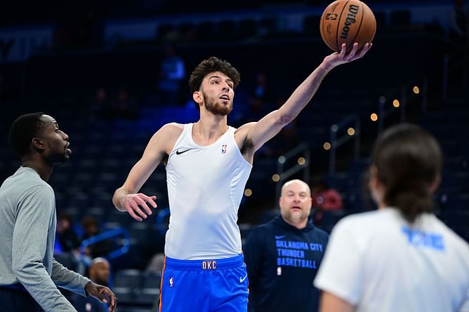 Is Chet Holmgren playing tonight vs Golden State Warriors? Latest injury update from OKC Thunder (Nov. 16)