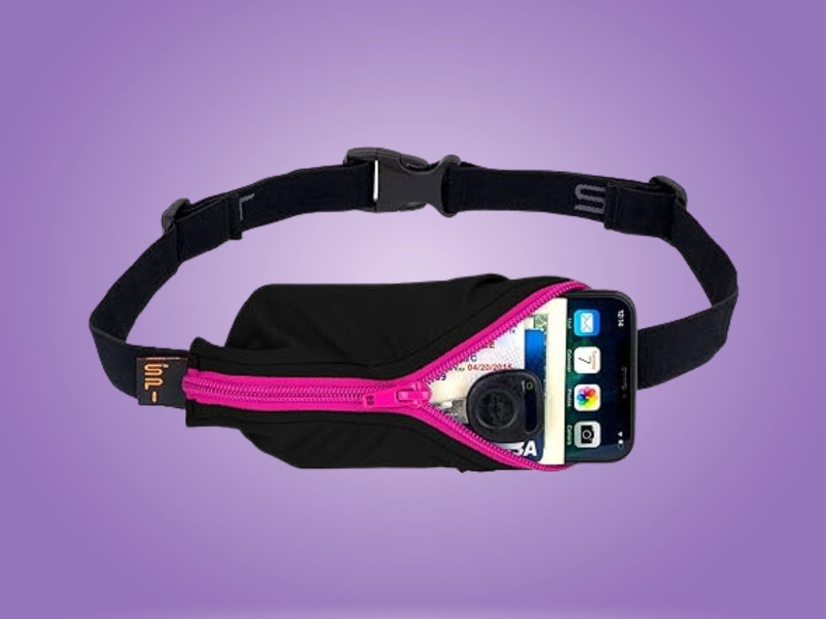 The SPI large pocket running belt (Image via Amazon)