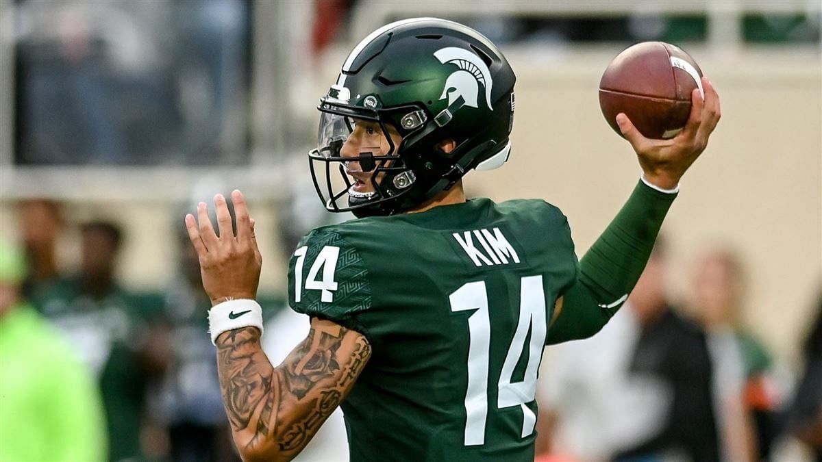 Michigan State Spartans QB Noah Kim