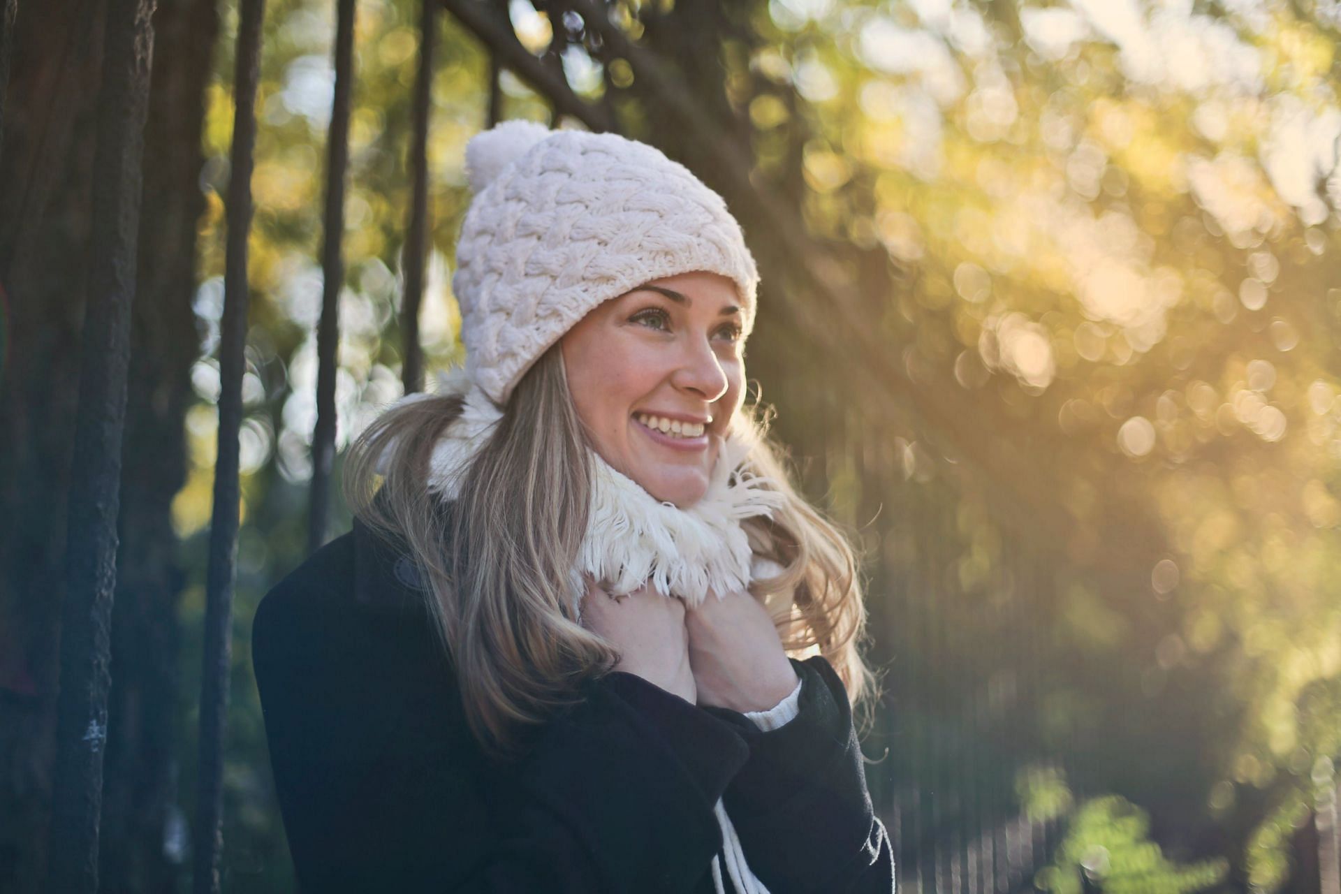  8 easy ways to get healthy skin in winters (image sourced via Pexels / Photo by Andrea)