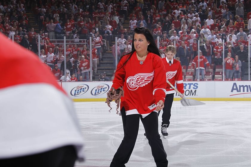 The Detroit Red Wings started many traditions around the Stanley Cup