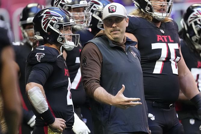 3 reasons why Falcons should trade for Justin Fields and fire Arthur Smith