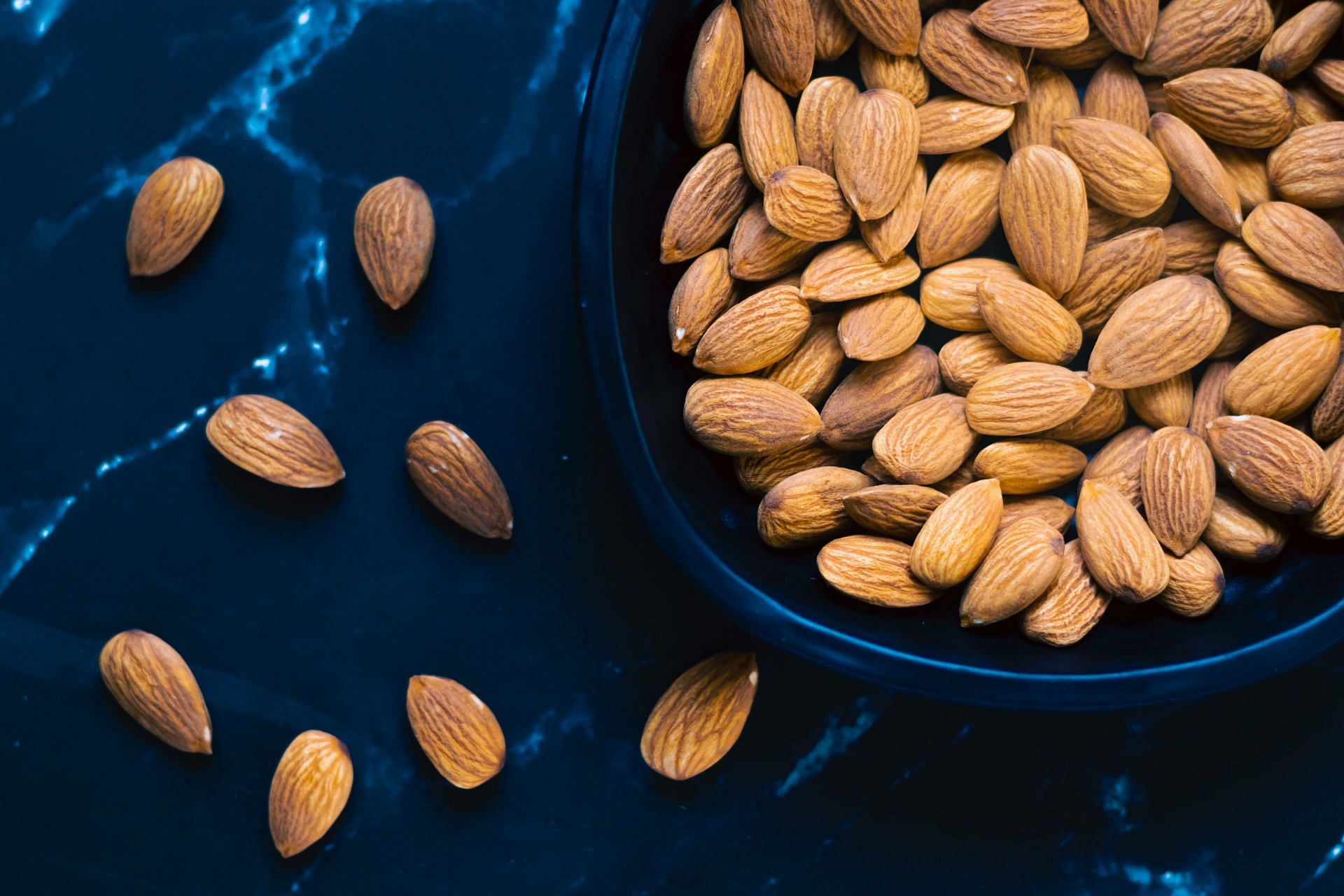 Soaked Almonds (Image via Unsplash/VD Photography)