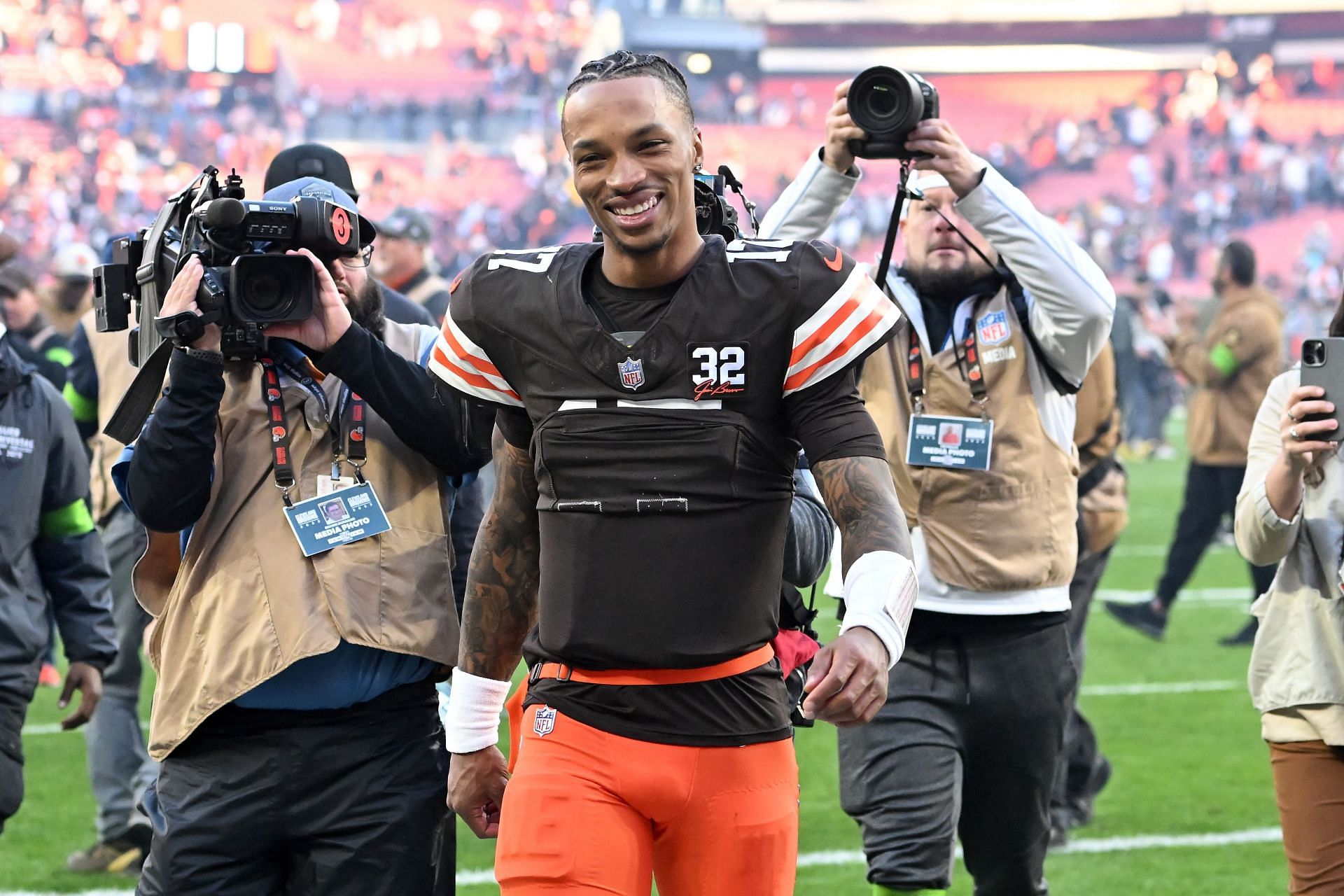 Dorian Thompson-Robinson at Pittsburgh Steelers v Cleveland Browns