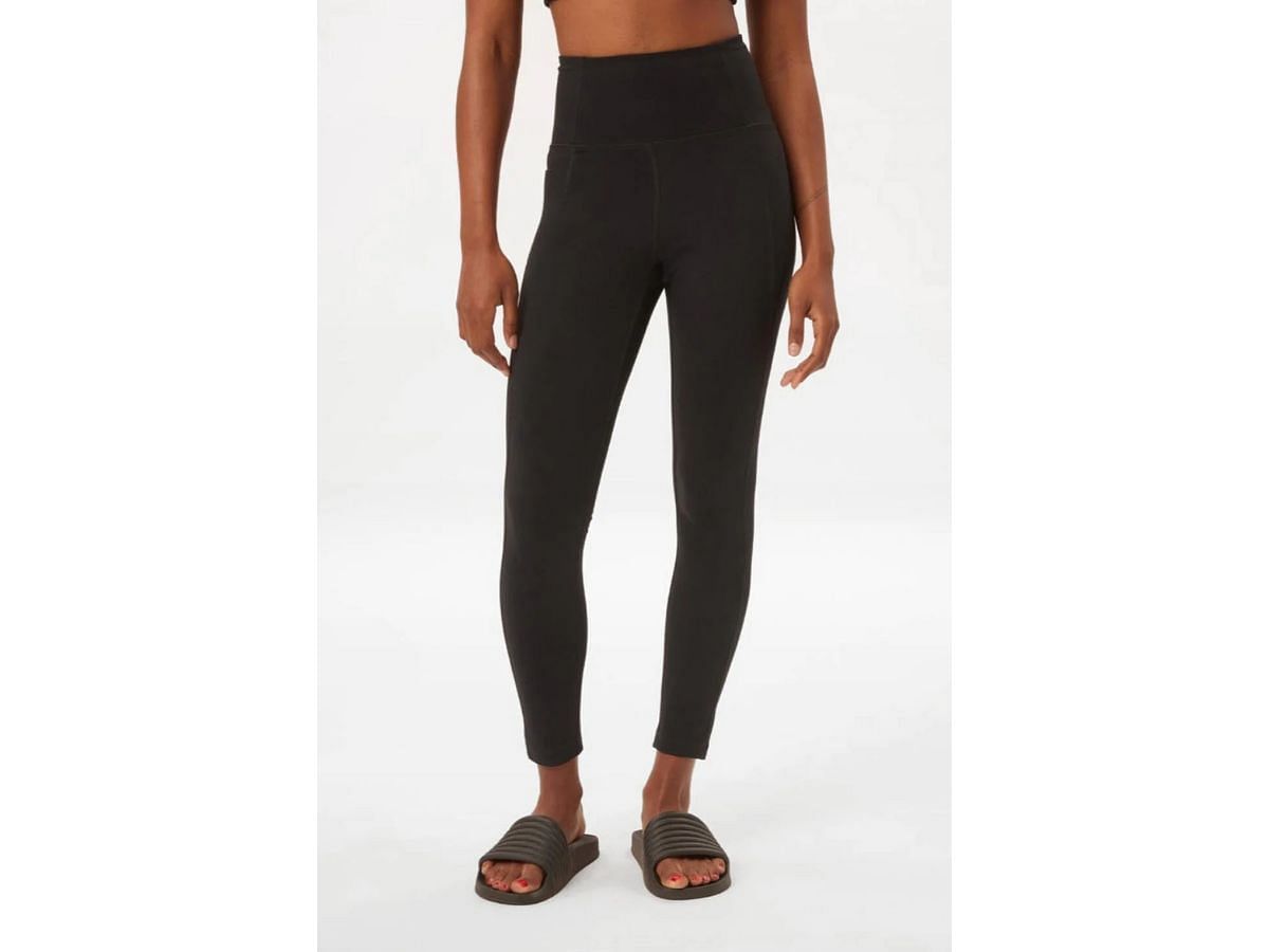 The Girlfriend Collective black compressive high-rise leggings (Image via Girlfriend Collective)