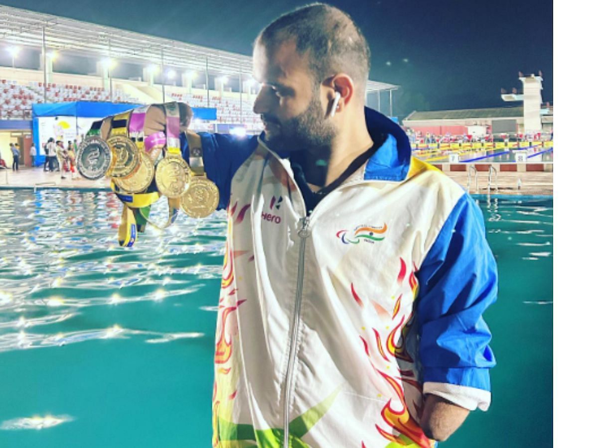 Suyash Jadhav Para swimmer