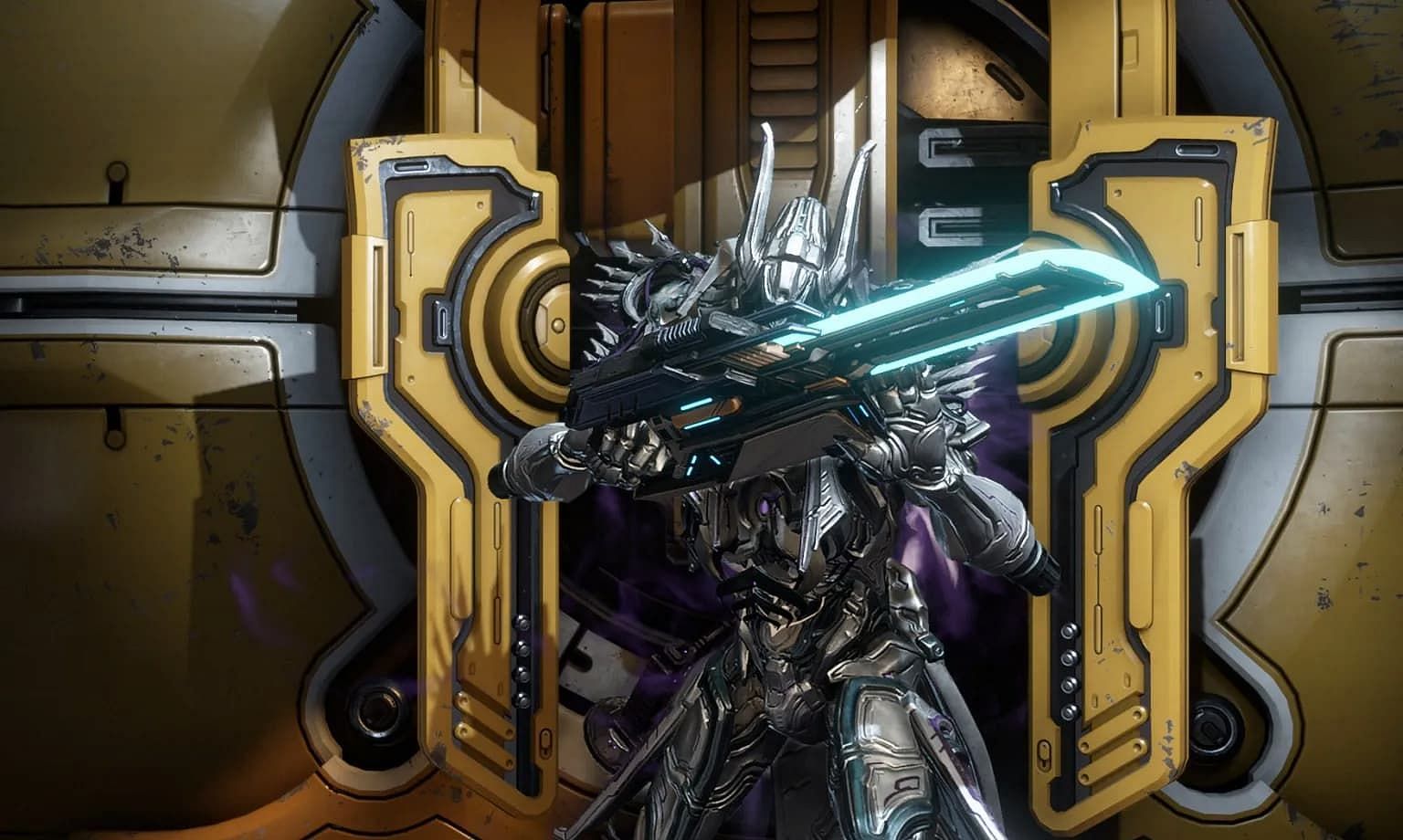 A Volt with a Stropha in Warframe