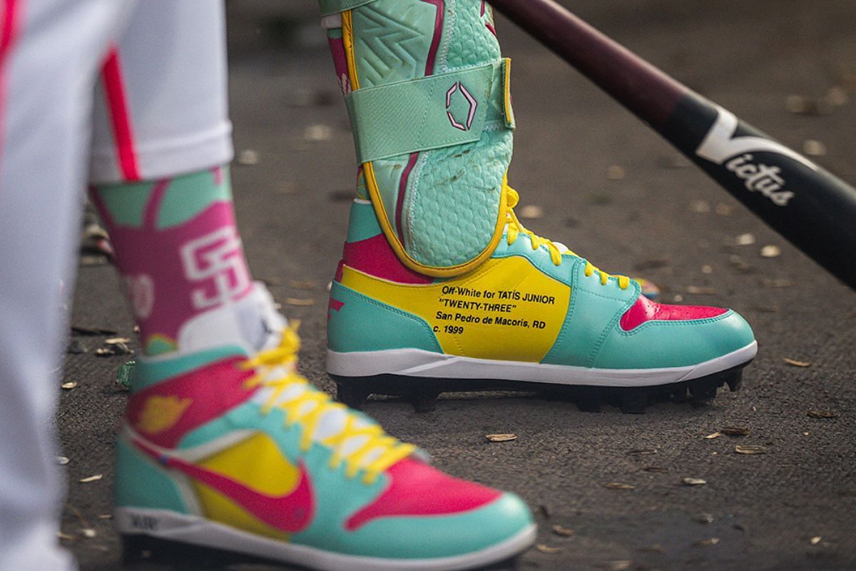 Fernando Tatis Jr.&#039;s custom pink and white Jordan 1s