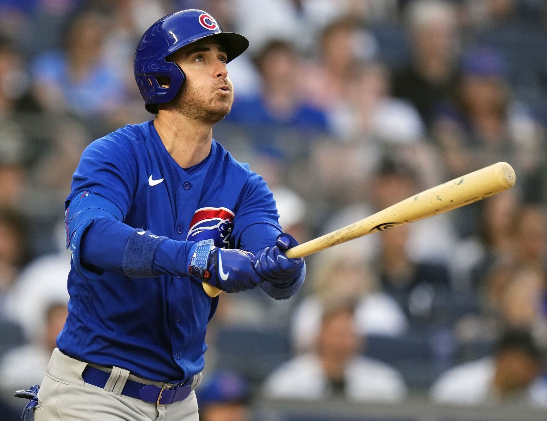 Cody Bellinger watches his home run against the New York Yankees