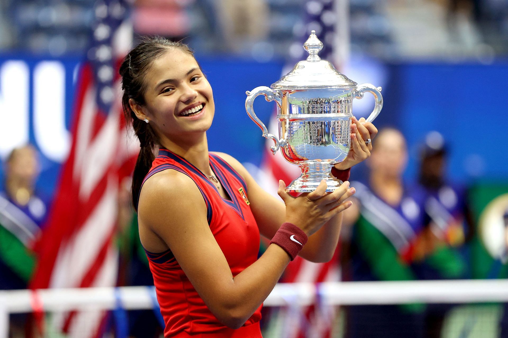 Emma Raducanu pictured with her 2021 US Open US Open trophy
