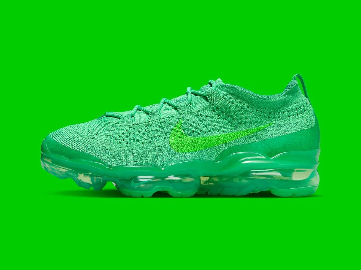 nike air vapormax luminous green