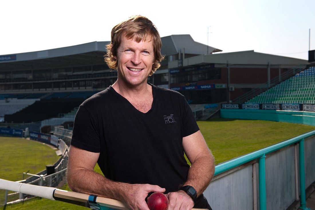 Jonty Rhodes attended the table tennis finals at the 37th National Games 