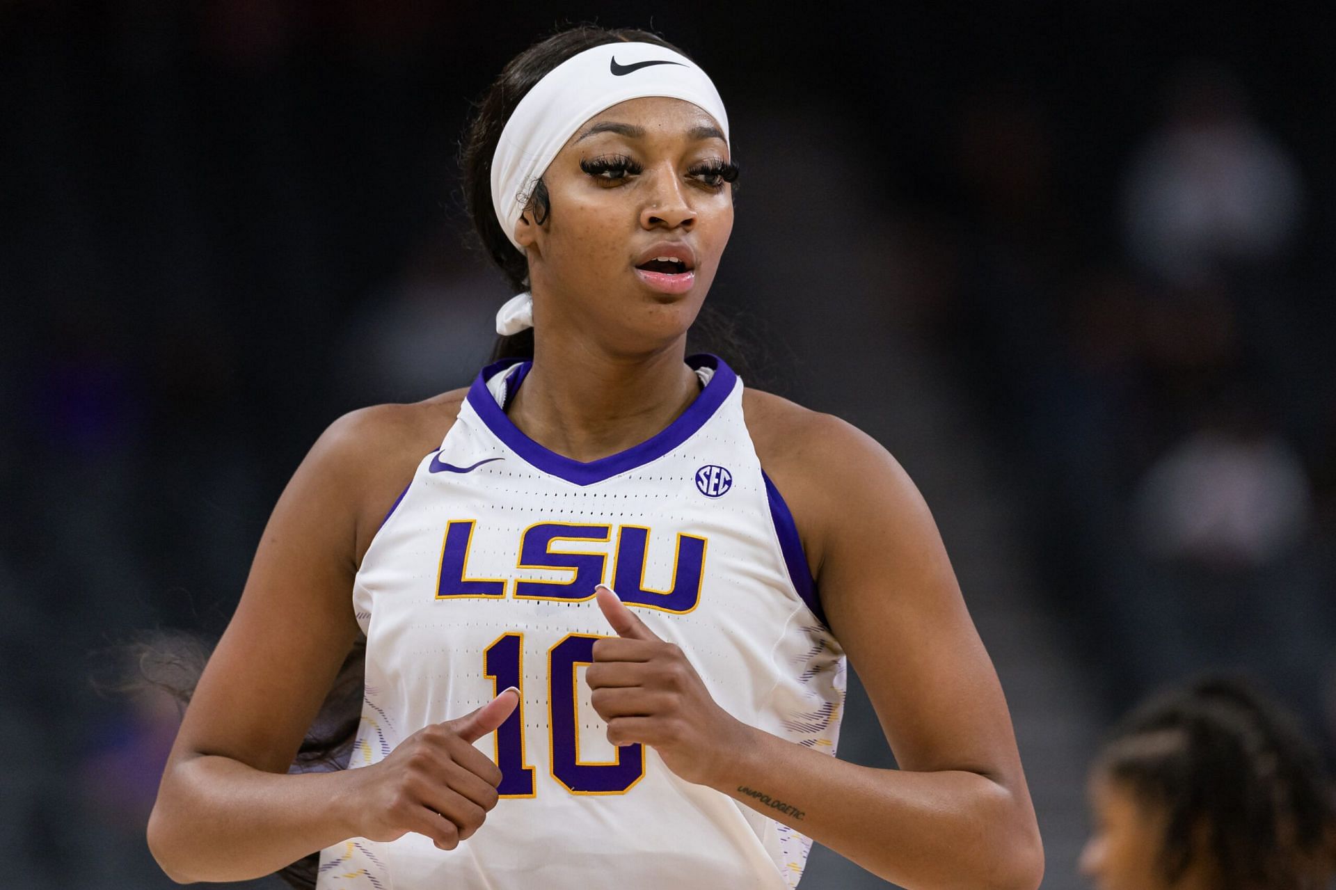 LSU Tigers forward Angel Reese