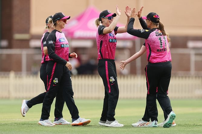 Women's Big Bash League 2023, Match 49, Brisbane Heat vs Sydney Sixers: Probable XIs, Match Prediction, Pitch Report & Live Streaming Details