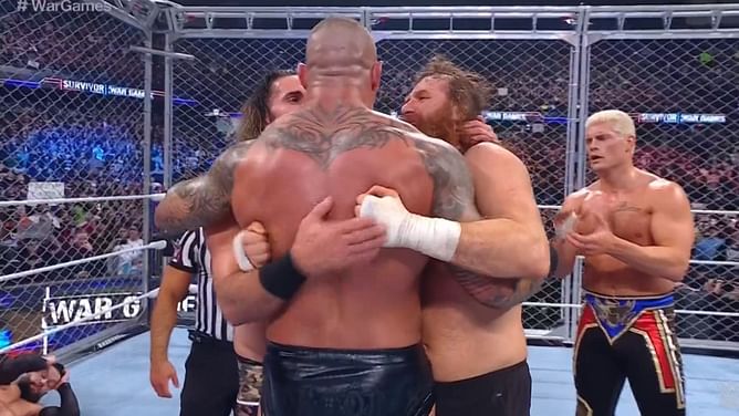 WWE Survivor Series WarGames 2023 के ऑफ-एयर होने के बाद 2 दुश्मनों ने कैरेक्टर किया ब्रेक, गले मिलते हुए वीडियो आया सामने