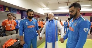 CWC 2023 : ऑस्ट्रेलिया के खिलाफ फाइनल में भारत की हार के बाद खिलाड़ियों का हौसला बढ़ाते नजर आये पीएम मोदी, दिल जीतने वाला वीडियो आया सामने