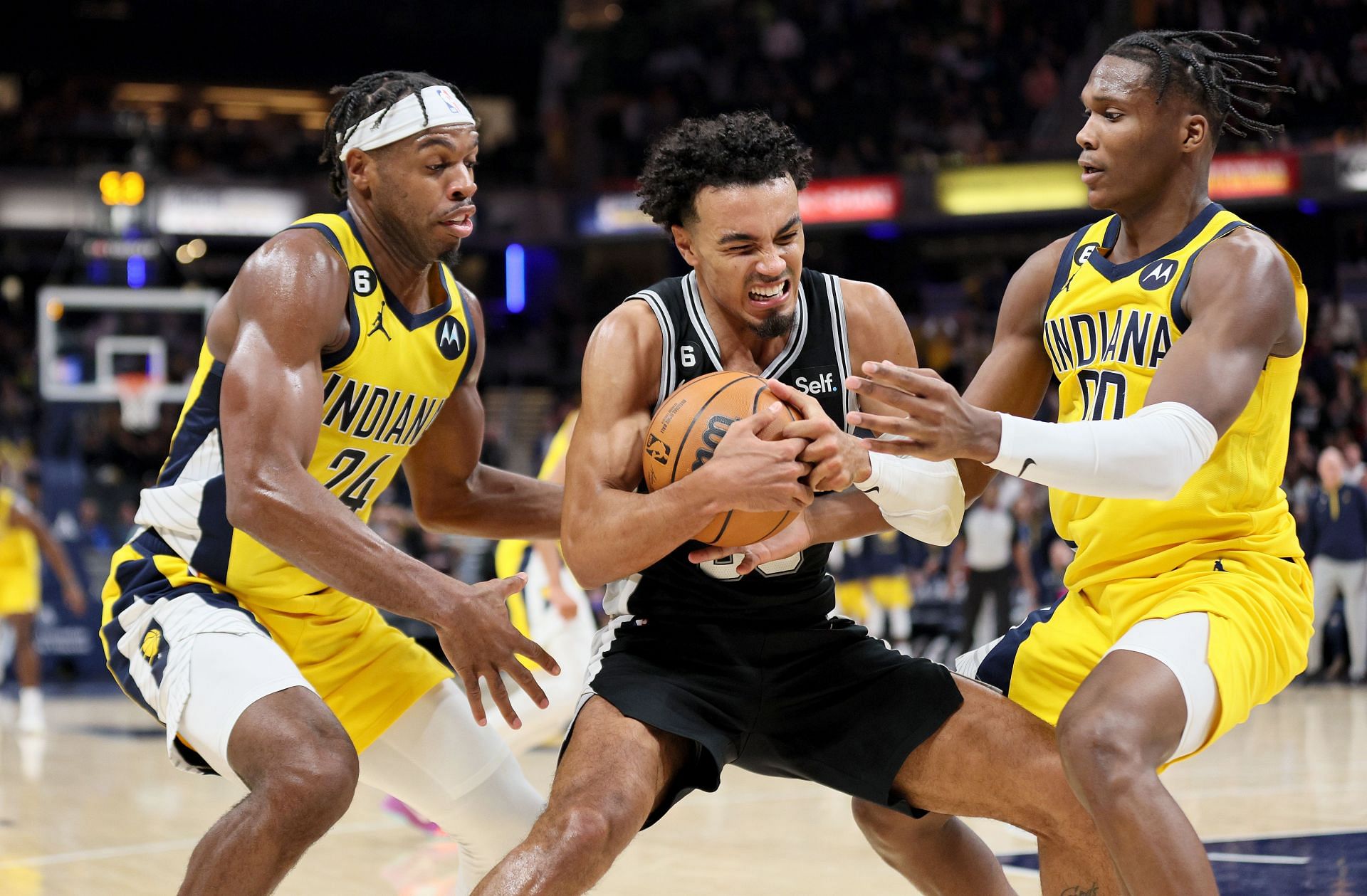 Indiana Pacers slow start leads to loss against San Antonio Spurs