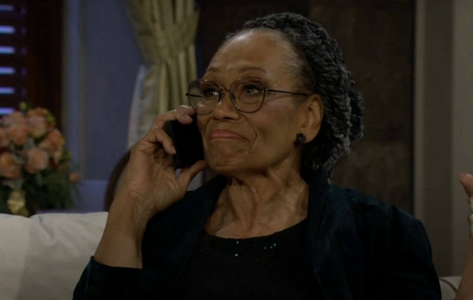 Veronica Redd as Mamie in The Young and the Restless (Image via YouTube/Alexander Boom)