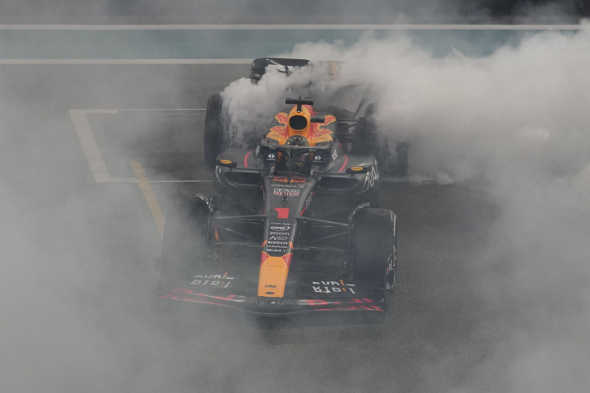 Abu Dhabi F1 GP Auto Racing